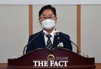 [TF포토] 취임사하는 박범계