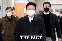  '횡령·뇌물' 혐의 홍문종 1심 징역 4년…법정구속 피해
