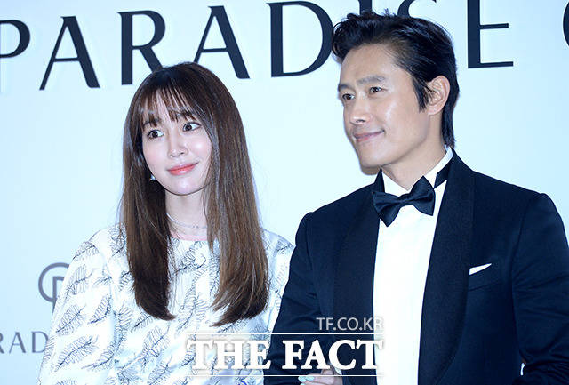 Lee Byung-hun and Lee Min-jung, a pleasant married couple…  “Please do not comment”-Entertainment> Articles
