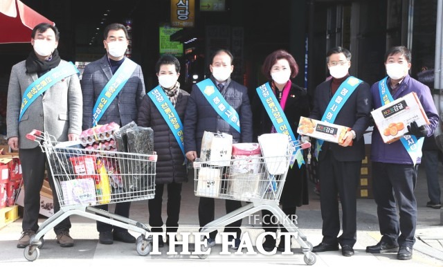 조상중 의장은 8일 전통시장이 활력을 되찾을 수 있도록 노력하는 정읍시의회가 되겠다”고 강한 의지를 밝혔다. / 정읍시의회 제공