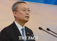 '원전 의혹' 백운규 '국민안전 위한 국정과제 적법 처리'