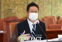  문 대통령, 황희 문체부 장관 임명안 재가…野 동의 없이 29번째 임명 강행