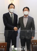  안철수-금태섭, 15일 취소 된 첫 TV토론 18일 개최