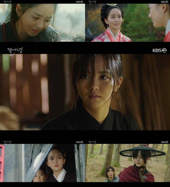 김소현이 달이 뜨는 강으로 물오른 연기력을 보여줬다. 연왕후부터 평강까지 1인 2역을 맡은 그는 시대를 오가며 극의 풍미를 더했다. /달이 뜨는 강 캡처