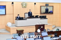  전창곤 여수시의장, 불통즉통 강조하며 권 시장에 소통 당부