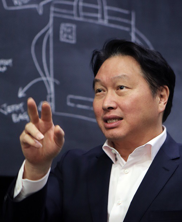 앞서 대한상의는 이달 초 대한상의 회장을 겸하는 서울상의 차기 회장으로 최태원 SK그룹 회장을 추대했다. /SK그룹 제공