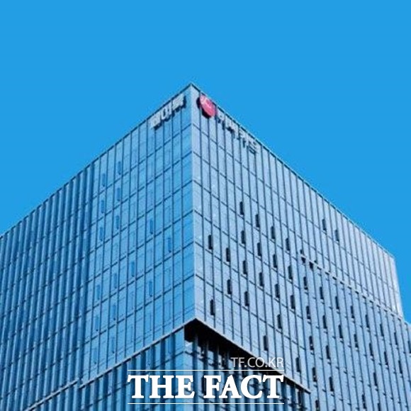 비씨카드의 지난해 순이익은 697억 원으로 전년(1154억 원) 대비 39.6% 급감했다. 매출액은 3조3865억 원으로 4.2% 줄었다. /비씨카드 제공