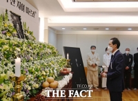  백기완 빈소 찾은 우상호 [TF사진관]