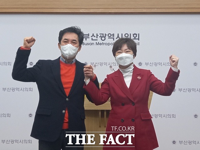 4·7 부산시장 보궐선거 국민의힘 예비후보 이언주 전 의원이 박민식 전 의원과의 단일화 대결에서 승리했다. /부산=조탁만 기자