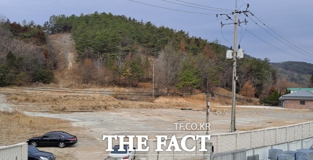 순천시 별량면 봉림리 323번지 일원에 신축 예정인 레미콘공장에 대한 지역민들의 반대민원이 고조되고 있다. 사진은 민원 대상이 되고 있는 레미콘 공장 예정 부지 현장 모습. /순천=유홍철기자