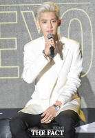  찬열, '사생활 논란' 4개월 만에 