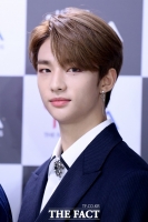  스트레이키즈 현진, '음중' 불참…학폭 논란 여파