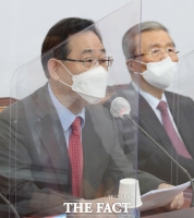  주호영 '尹 사퇴 안타까운 일, 필요하다면 힘 합칠 것'