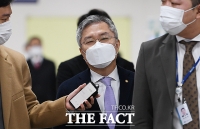  검찰, 최강욱 재판서 '정경심 판결문' 증거 신청…재판부 '불허'