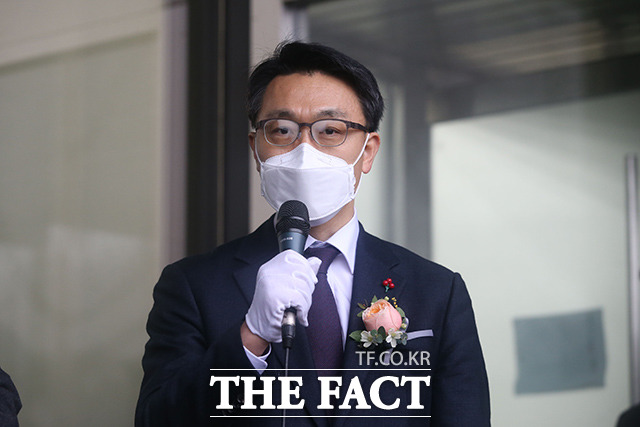 고위공직자범죄수사처는 12일 오후 3시 출범 후 첫 인사위원회를 개최한다고 8일 밝혔다. 사진은 김진욱 공수처장/이동률 기자