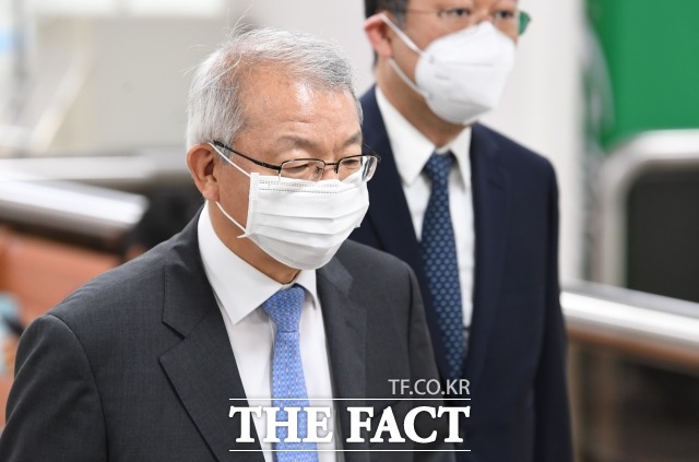 법관 정기 인사로 약 한 달간 중지된 사법행정권 남용 의혹의 정점 양승태 전 대법원장의 재판이 4월 다시 시작된다. /임세준 기자