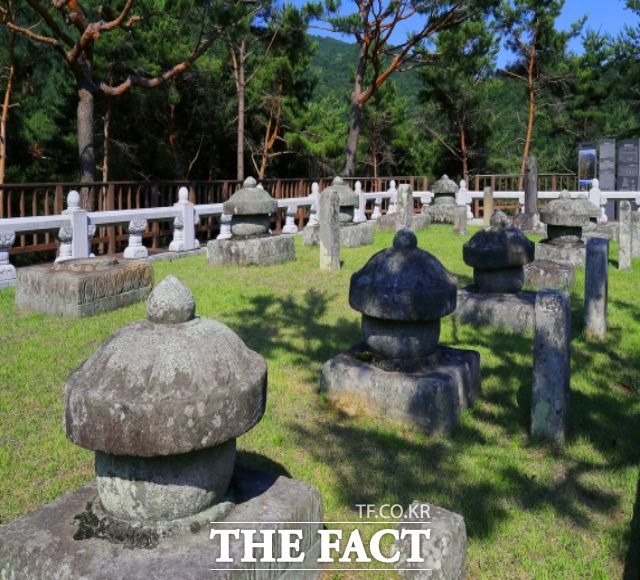 경북도는 11일~14일까지 부산 벡스코에서 개최되는 ‘2021 부산베이비페어’에 경북도 관광홍보관을 운영한다고 10일 밝혔다. 사진은 성주 소재 세종대왕 태실 /안동=김서업 기자