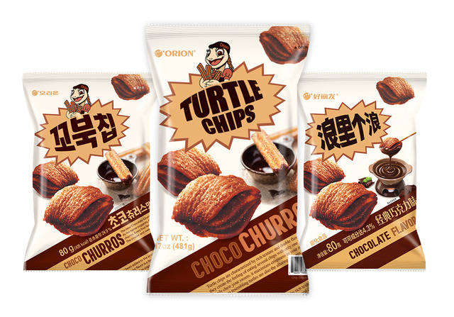 오리온이 꼬북칩 초코츄러스맛 글로벌 판매를 시작한다고 11일 밝혔다. /오리온 제공