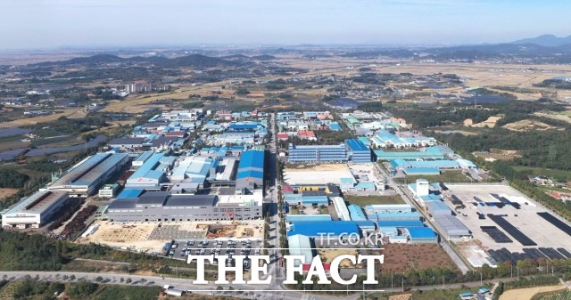 정읍시는 코로나19 피해 업체 지원 시책의 후속 조치로 중소기업육성기금 이차보전율을 당초 2%에서 3%로 상향 조정해 향후 2년간 지원할 예정이다. / 정읍시 제공