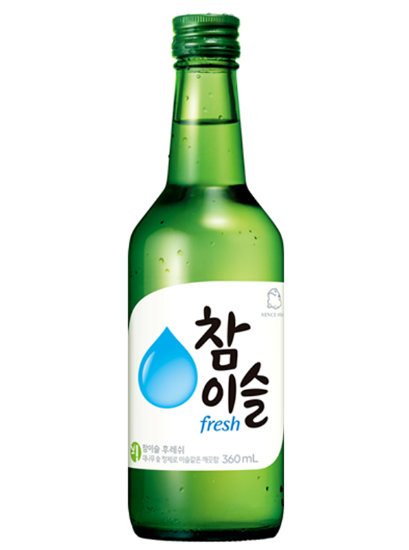 하이트진로는 시대 변화에 발맞춰 참이슬의 라벨 디자인을 새로 단장했다고 16일 밝혔다. /하이트진로 제공