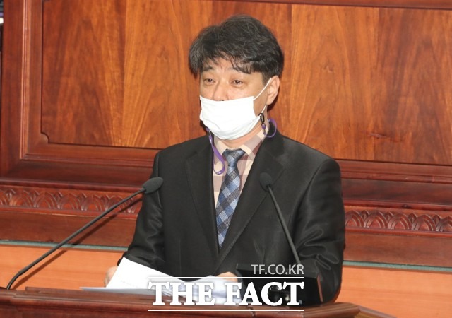 이도형의원은 5분 자유발언을 통해 경제 취약계층의 가처분 소득 10%를 늘여주는 정읍사랑 상품권 예산 확대 등을 주장했다./접읍시의회 제공