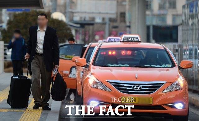 서울 택시 만족도가 11년 연속 상승한 것으로 나타났다. /이새롬 기자
