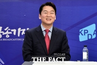  안철수 '오세훈, 합당 잘 모르는 것 같은데…'