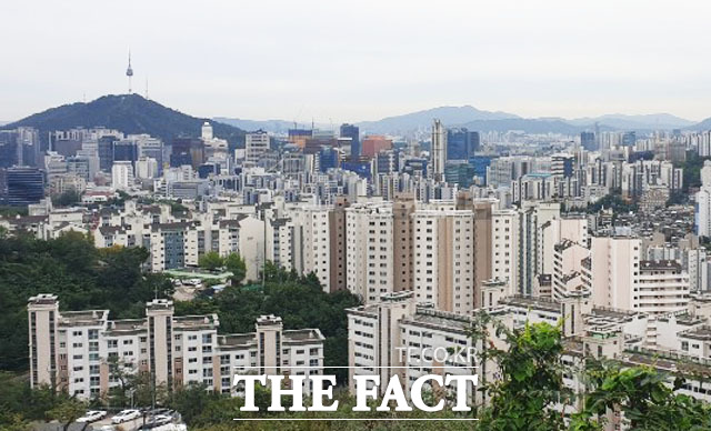 18일 한국부동산원이 발표한 3월 셋째주 주간 아파트 가격 동향에 따르면 지난 15일 기준 전국의 아파트값은 0.23% 올랐다. 전주(0.24%) 대비 상승폭을 줄였다. /윤정원 기자