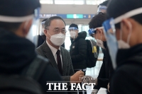  선수 격려하는 이용수 대한축구협회 부회장 [포토]