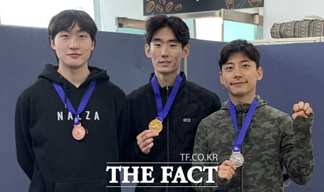 제36회 회장배 전국남녀 스케이팅 대회에 참가한 고양시청 빙상팀 선수들이 남자 1500m에서 금,은,동메달을 휩쓸었다.(왼쪽부터 임용진,홍경환,곽윤기 선수)/고양시 제공