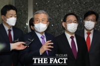  김종인, 오세훈 단일후보에 '정치 상식이 통했다' [TF사진관]