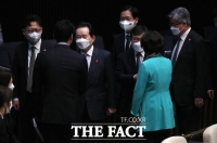  '추경 통과' 미소짓는 정세균 총리 [포토]