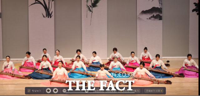 보성군은 ‘문예회관 문화예술교육프로그램 지원’ 사업과 ‘꿈다락 토요문화학교 예술감상교육 운영’ 사업 공모에 선정돼 국비 3천670만 원을 지원 받는 등 풍요로운 문화예술 교육사업을 펼친다.