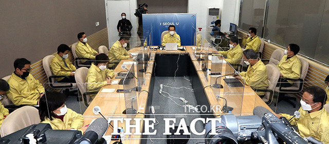 [정세균 국무총리가 6일 오후 서울 중구 서울시청에서 열린 신종 코로나바이러스 감염증(코로나19) 대응 중앙재난안전대책본부회의에 참석해 모두발언을 하고 있다. 더팩트 DB