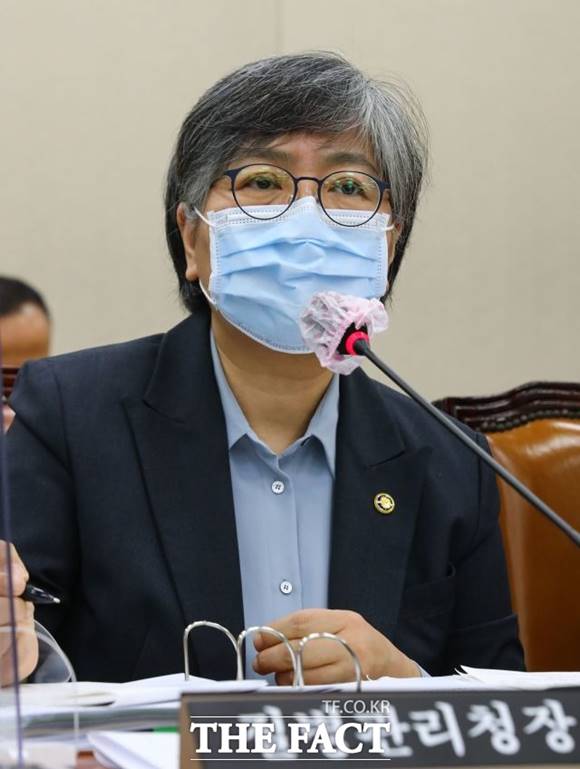 정은경 본부장이 11일 정례 브리핑을 통해 백신관련 내용을 발표했다. /이새롬 기자