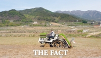  함양군 올해 첫 모내기…8월 중순 수확