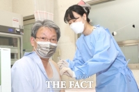  유진섭 정읍시장, 정읍시보건소서 아스트라제네카(AZ) 백신접종