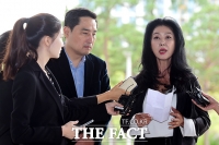  김부선 '문성근 전화했을 때 곁엔 이재명 누워있어'