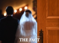  신혼부부 10쌍 중 4쌍은 5년째 무주택…집 있으면 아이 더 낳아