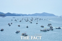  통영서 후쿠시마 원전 오염수 방류 규탄 해상시위…어선 350여척 참여