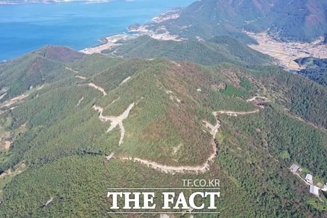 오는 9~10월 산림청장배 산림레포츠대회가 열릴 예정인 남해군 남면 덕월~서면 서상 임도 모습/남해군 제공