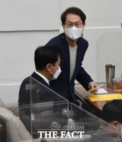  서울시의회 임시회 참석한 조희연 서울시교육감 [포토]