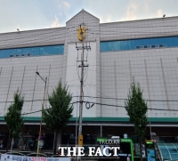  김천농협 하나로마트,업체파견 판매 직원1명 코로나 확진으로 점포 폐쇄