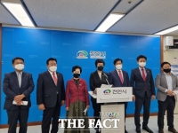  천안시의회, 이종담 시의원 삭발ㆍ추경안 삭감두고 '장외 설전'