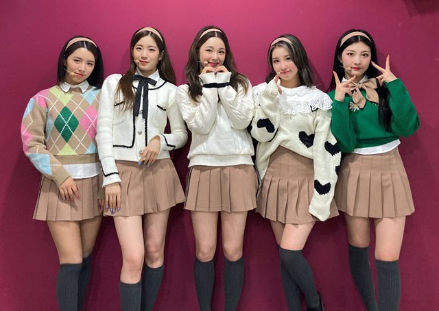 걸그룹 우아!가 지난해 11월 발매한 2번째 싱글 QURIOUS 이후 6개월 만에 컴백 소식을 전했다. /엔브이엔터 제공