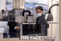  반도체 등 국가핵심기술 R&D 투자에 30~40% 세액공제 검토