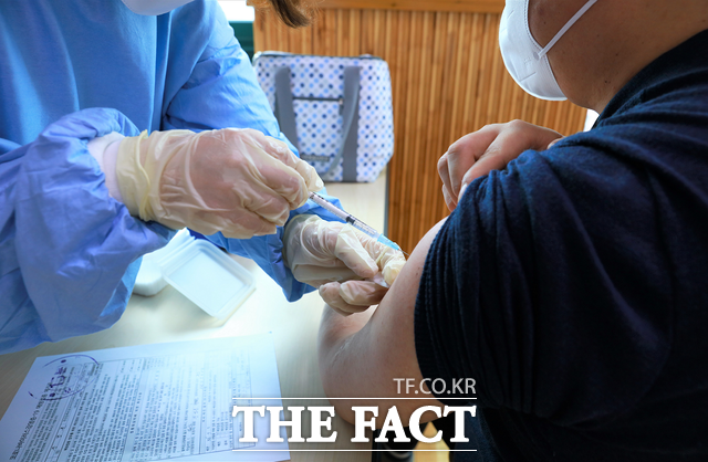 청양군이 오는 13일부터 21일까지 화이자, 아스트라제네카 백신 2차 접종을 실시한다./청양군제공