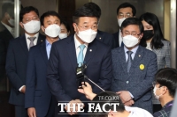 윤호중 '국무총리 임명동의안 처리' 위해 본회의 개의 요청 [TF사진관]