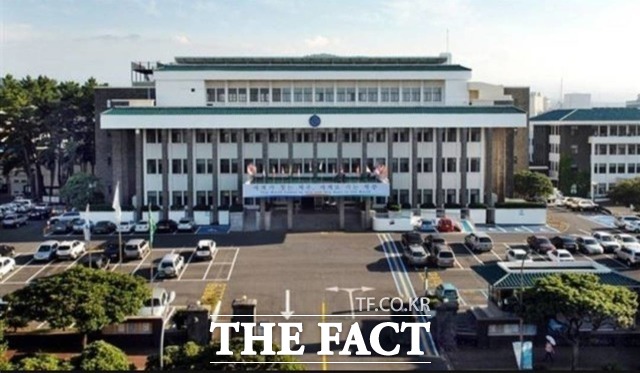 24일 오전 11시 현재 제주지역 코로나19 누적 확진자 수는 총 946명으로 집계됐다. / 제주도 제공