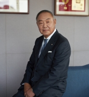  '제약외길 46년' 유승필 유유제약 회장 퇴임